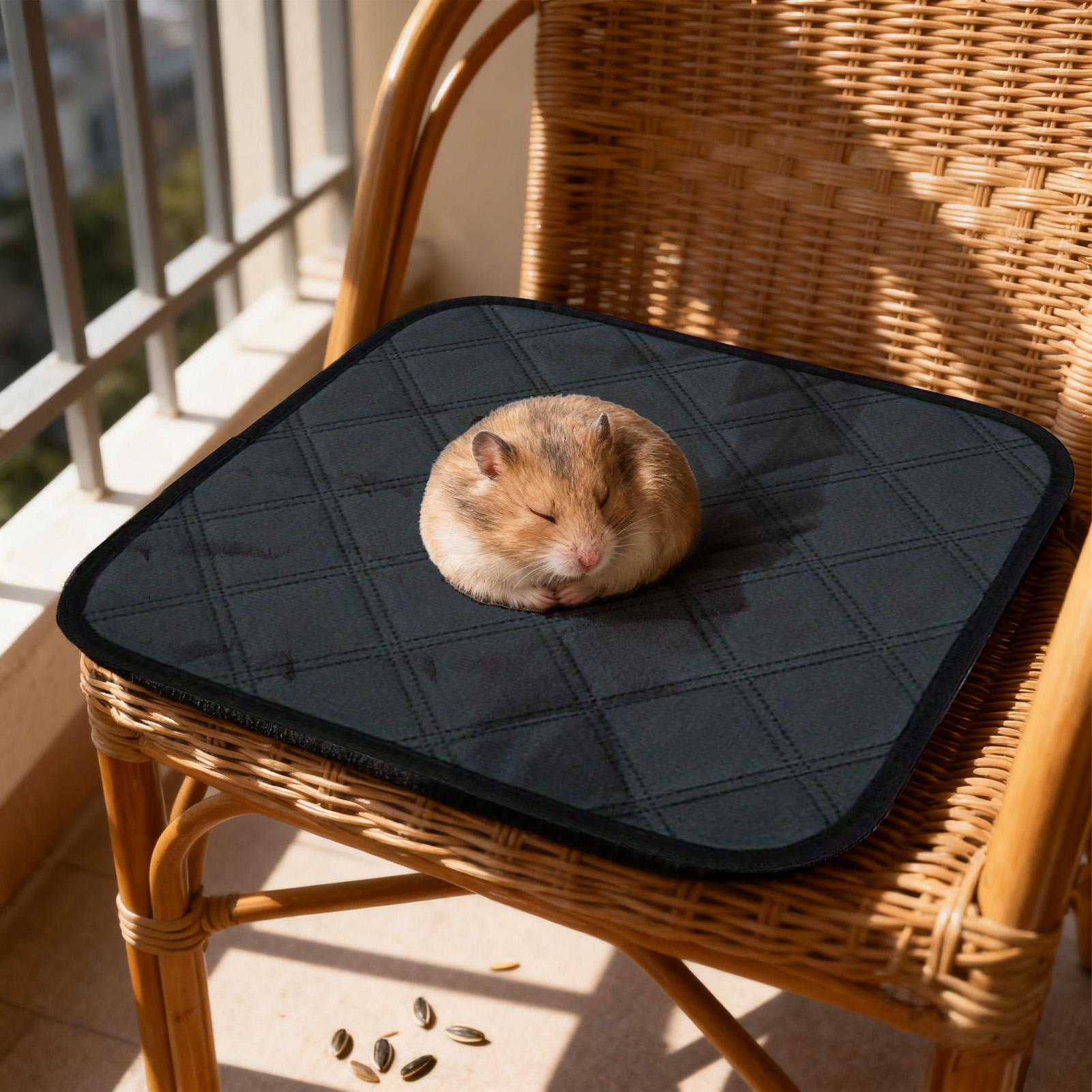 Forro de jaula de conejito, 4  - Hedgehog Bedding Liner reseña y precio
